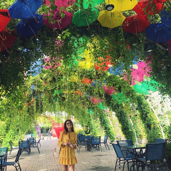 Meet Your Posher ! - Picture 7 of 8